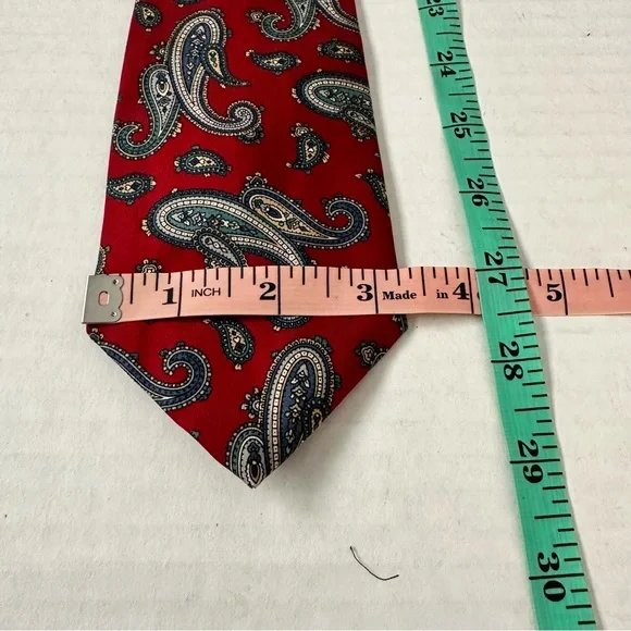 LANVIN Paris Tie 100%Silk Dark Red Background Green & Tan Paisley Made in Italy